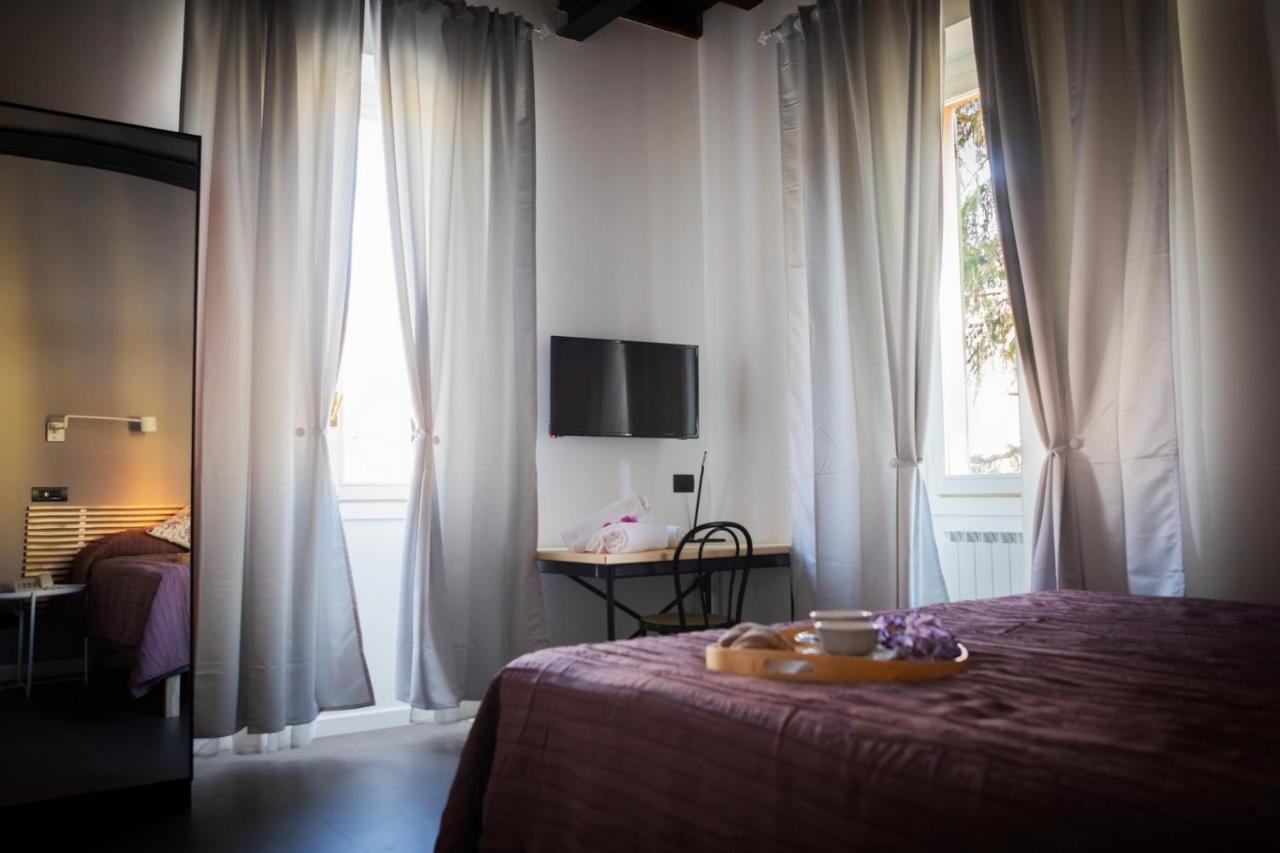 Hotel Milano Pool & Garden Salice Terme Extérieur photo