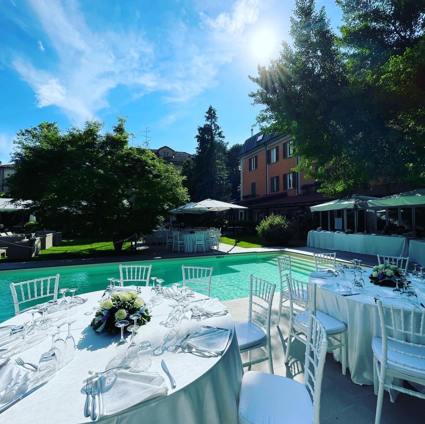 Hotel Milano Pool & Garden Salice Terme Extérieur photo