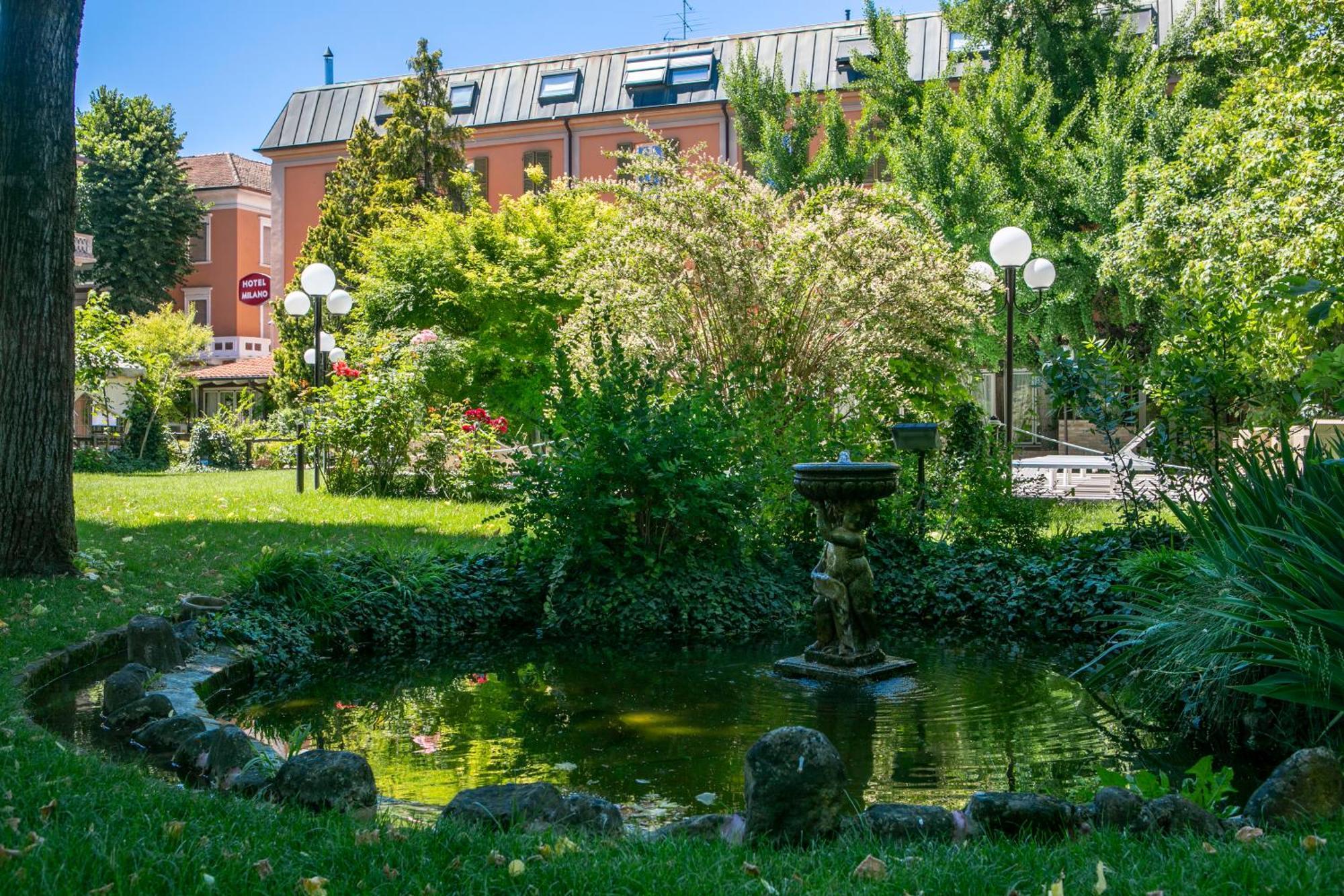 Hotel Milano Pool & Garden Salice Terme Extérieur photo
